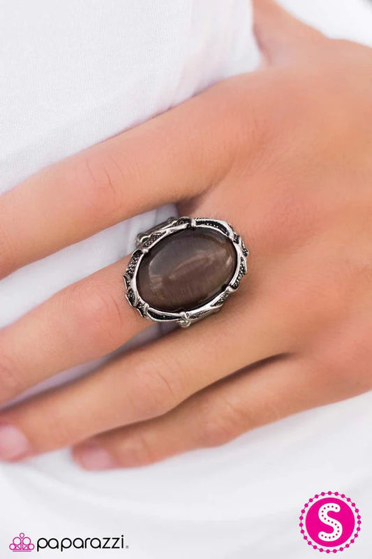 Paparazzi Ring ~ Wicked Witch Of The West - Brown