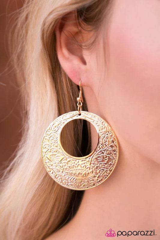 Paparazzi Earring ~ Jupiter Moon - Gold