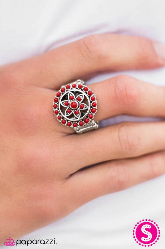 Paparazzi Ring ~ You Drive Me DAISY! - Red