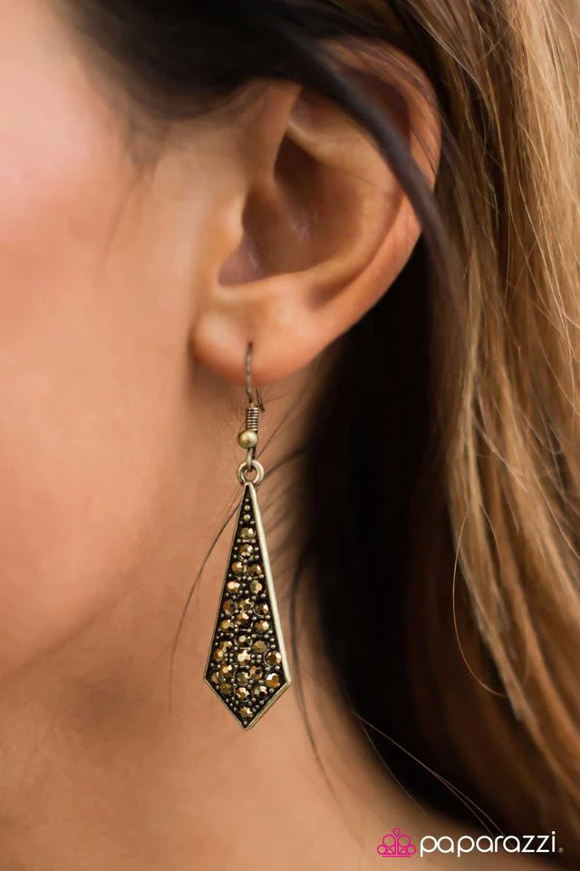 Paparazzi Earring ~ Digging for Glitter - Brass