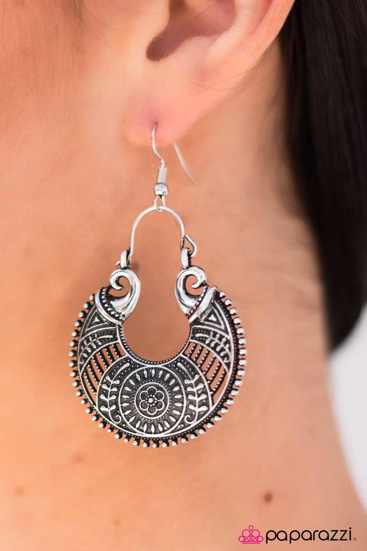 Paparazzi Earring ~ Moon Flower - Silver