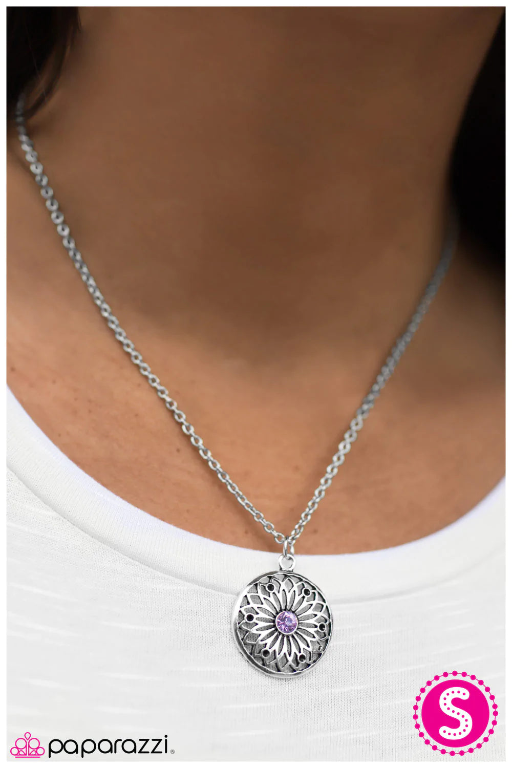 Paparazzi Necklace ~ A Pretty Sight - Purple