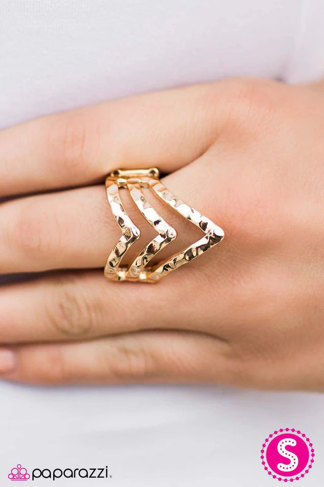 Paparazzi Ring ~ Three Point Lineup - Gold – Paparazzi Jewelry | Online ...