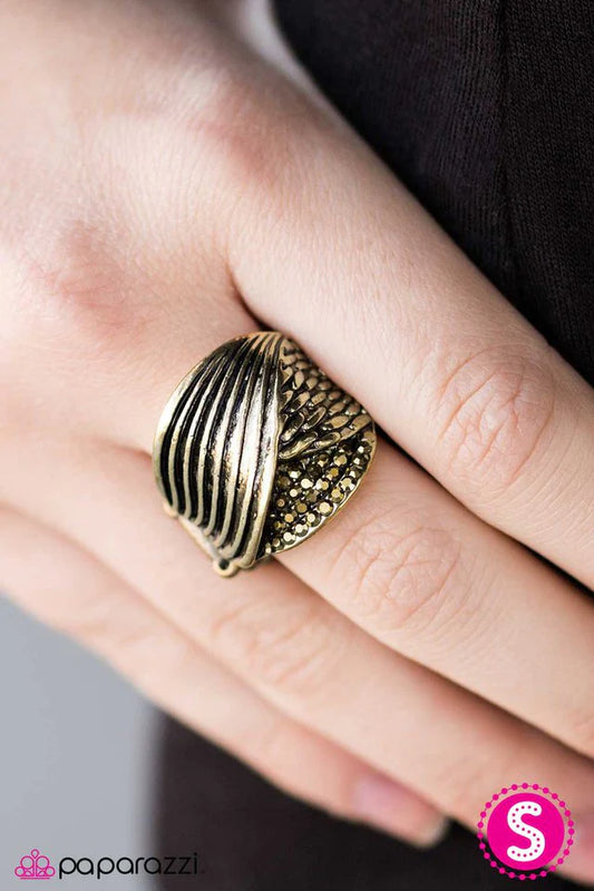 Paparazzi Ring ~ Rules Were Made To Be Broken - Brass