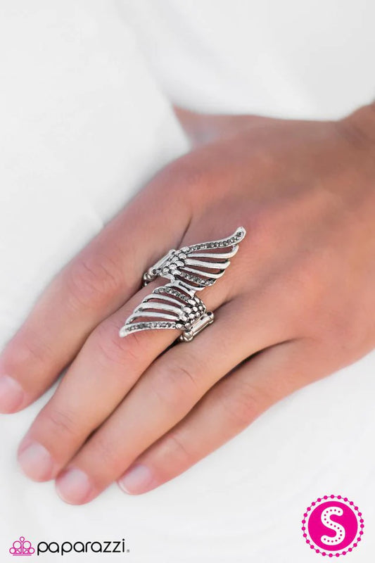 Paparazzi Ring ~ Let Me Be Your Wings - Silver