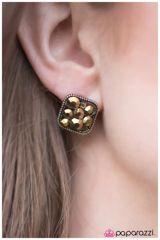 Paparazzi Earring ~ Worth a Fortune - Brass