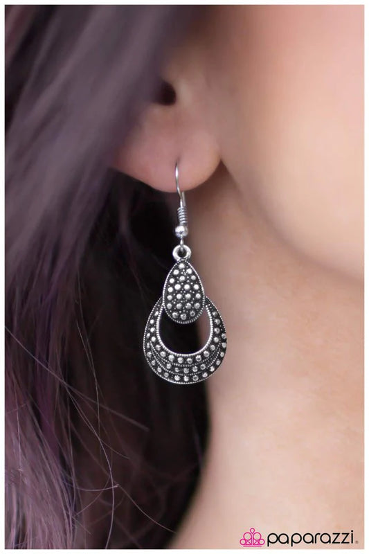 Paparazzi Earring ~ Lights Out - Silver