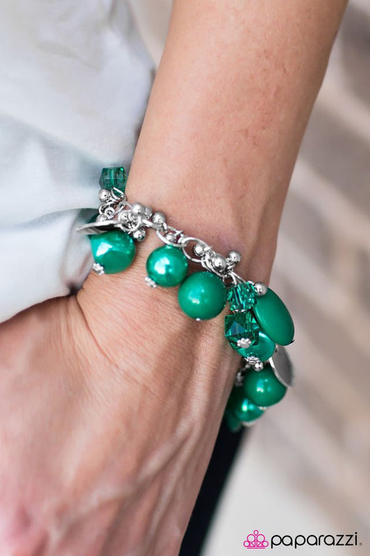 Pulsera Paparazzi ~ Cámara lista - Verde