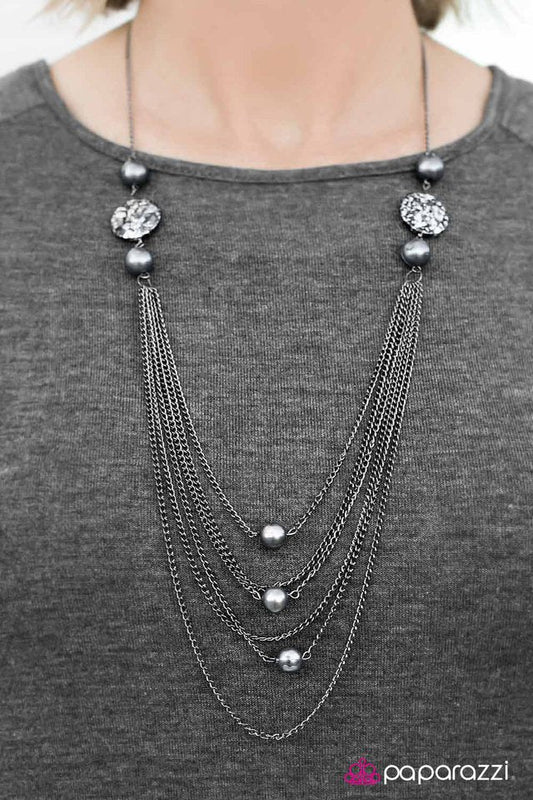 Paparazzi Necklace ~ The Lineup - Silver