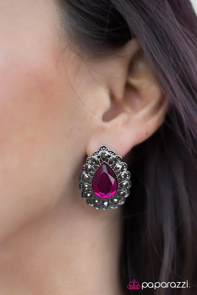 Paparazzi Earring ~ Killin It - Pink