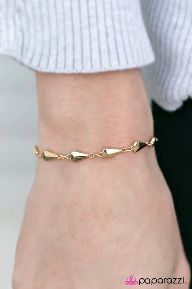 Pulsera Paparazzi ~ Un pedacito de cielo - Oro