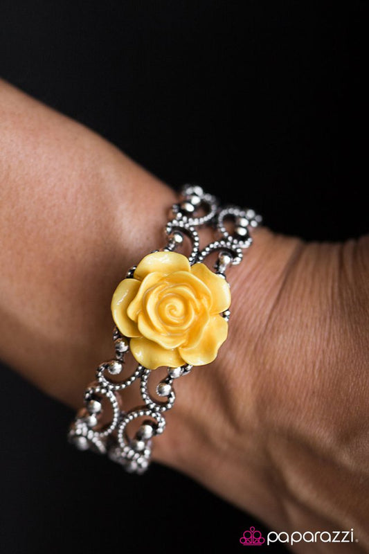 Paparazzi Bracelet ~ Botanical Bliss - Yellow