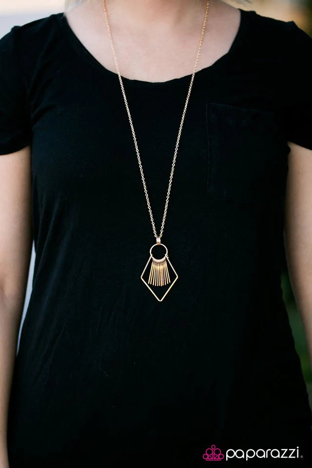 Collar Paparazzi ~ Dead OAR Alive - Oro