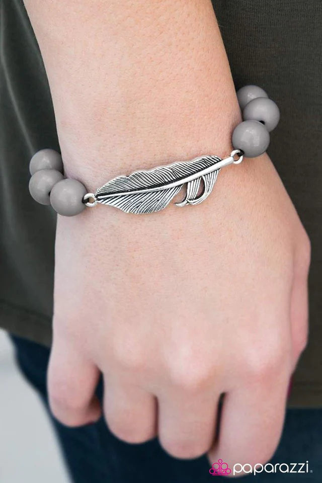 Pulsera Paparazzi ~ Observación de aves - Plata