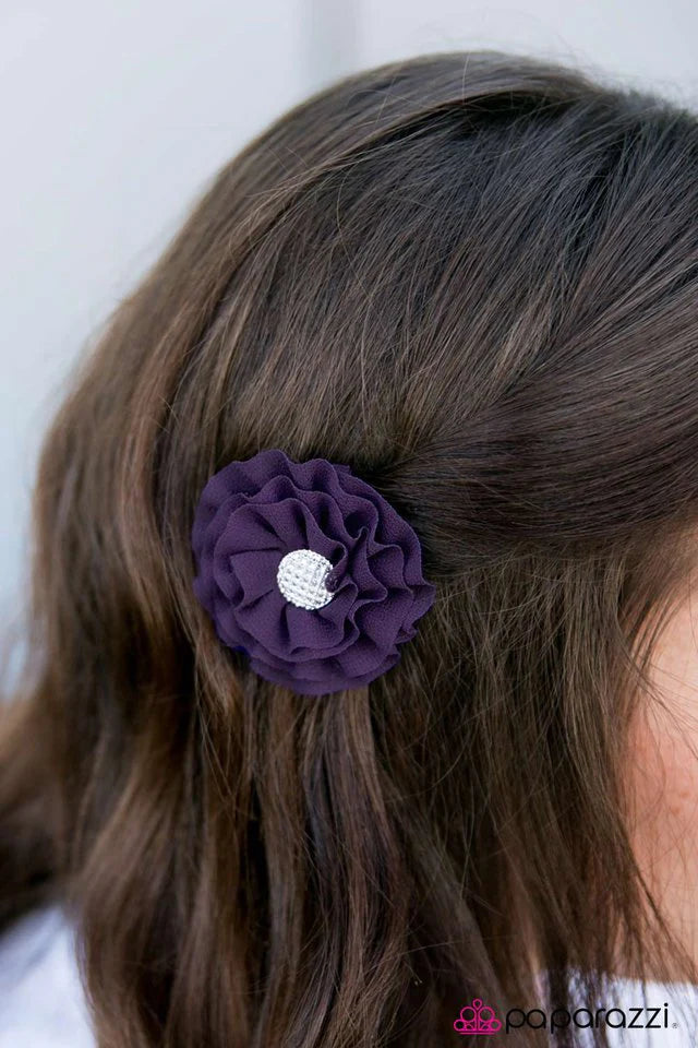 Accesorios para el cabello de Paparazzi ~ Jazmín - Púrpura