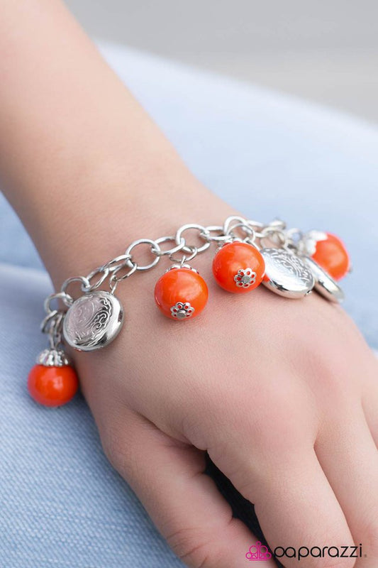 Pulsera Paparazzi ~ Algo viejo, algo nuevo - Naranja