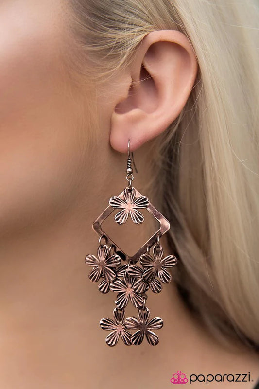 Paparazzi Earring ~ The Flower Patch - Copper