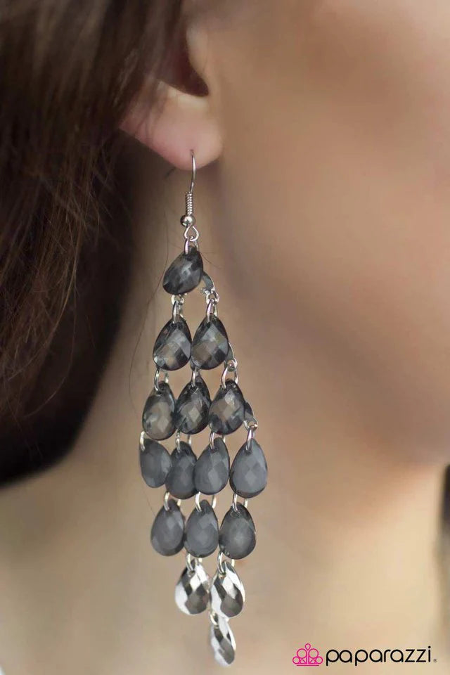 Paparazzi Earring ~ Hey Ombre! - Silver