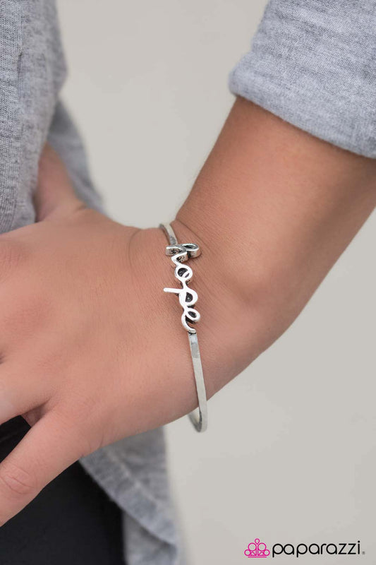 Paparazzi Bracelet ~ Never Give Up  - Silver