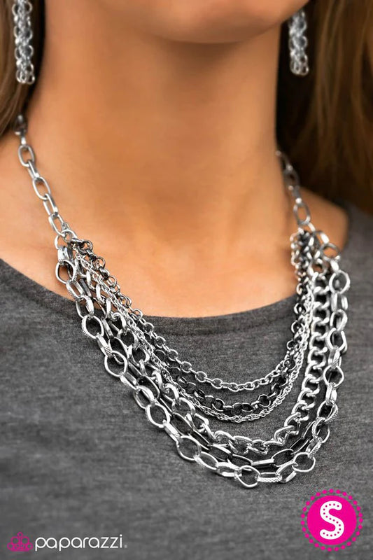 Paparazzi Necklace ~ Calm Before The Storm - Silver