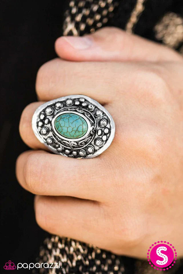 Paparazzi Ring ~ Pedal To The MEADOW - Blue