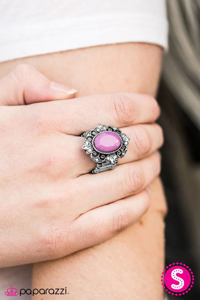 Paparazzi Ring ~ Is It Love Or LUSTER? - Purple