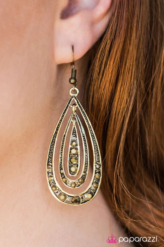 Pendiente Paparazzi ~ Bésame bajo la lluvia - Latón