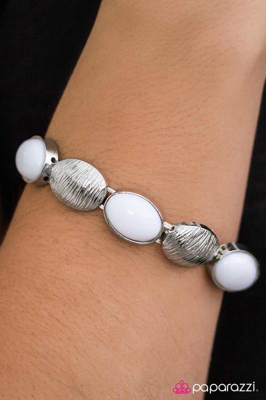 Paparazzi Bracelet ~ Plain Sailing - White