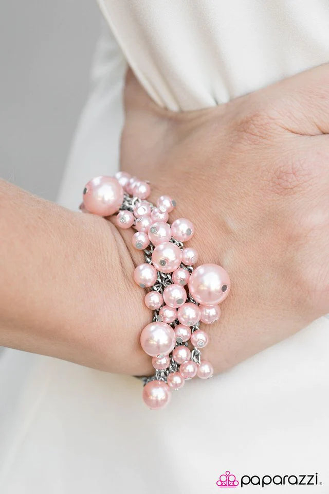 Paparazzi Bracelet ~ An Evening Escapade - Pink