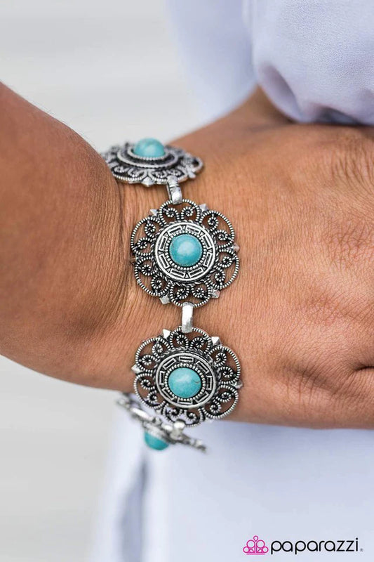 Paparazzi Bracelet ~ Hometown Girl - Blue