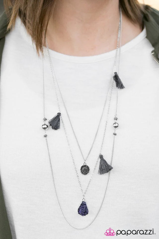 Collar Paparazzi ~ Tarots y Borlas - Púrpura