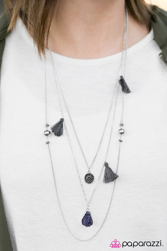 Collar Paparazzi ~ Tarots y Borlas - Púrpura