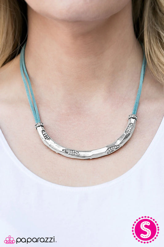 Collar Paparazzi ~ The GLITTER Rush - Azul