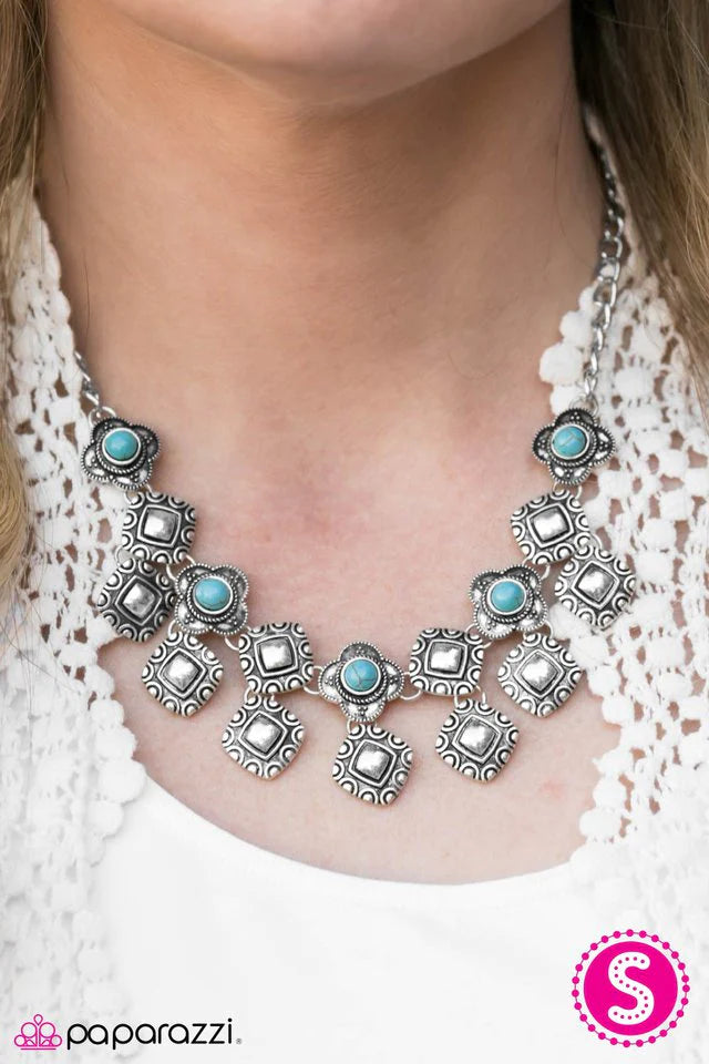 Collar Paparazzi ~ Desert Muse - Azul