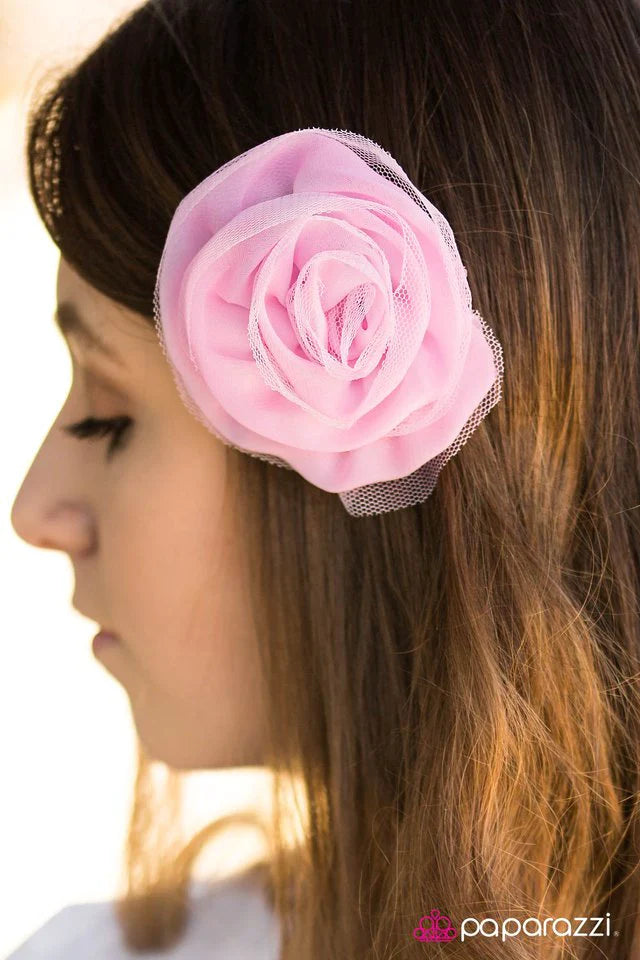 Accesorios para el cabello de Paparazzi ~ Bailarina floreciente - Rosa