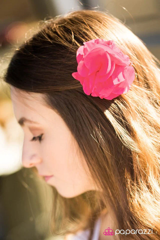 Paparazzi Hair Accessories ~ Teen Queen - Pink