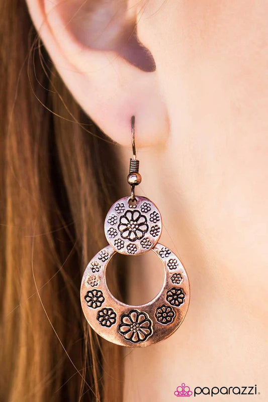 Paparazzi Earring ~ A Walk Through The Flowers - Copper