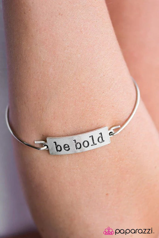 Pulsera Paparazzi ~ Be Bold - Plata