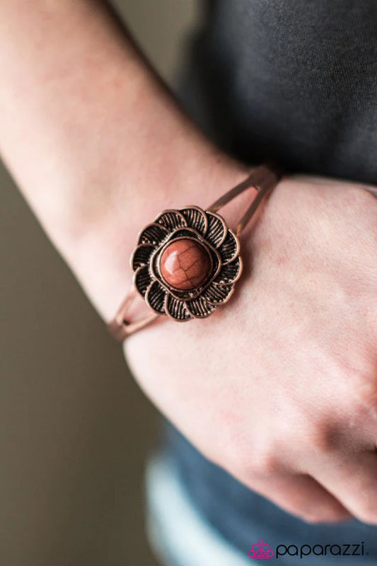 Paparazzi Bracelet ~ Solar FLOWER - Copper