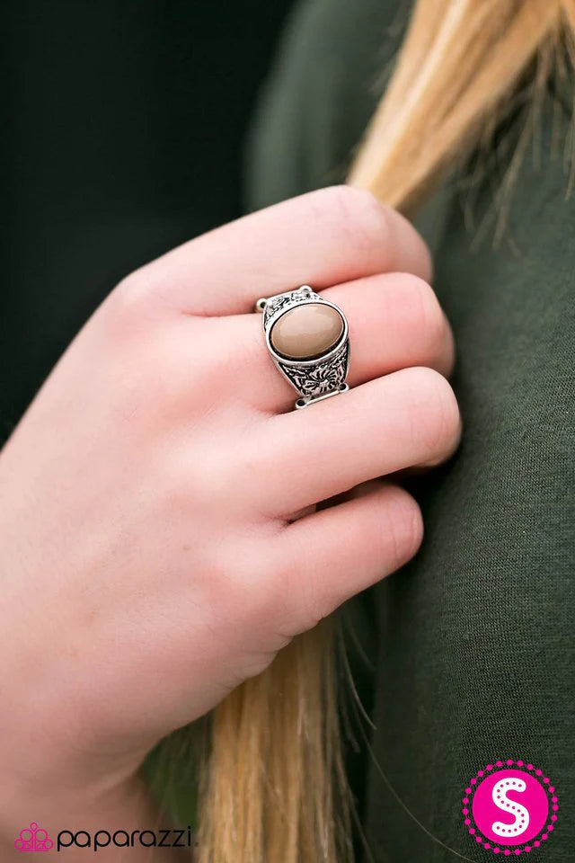 Paparazzi Ring ~ Fiji Finesse - Brown