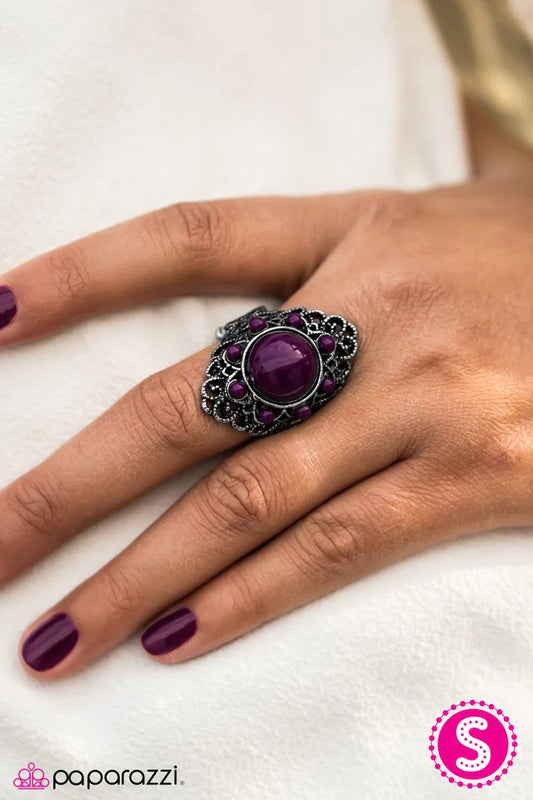 Paparazzi Ring ~ Vintage Vixen - Purple
