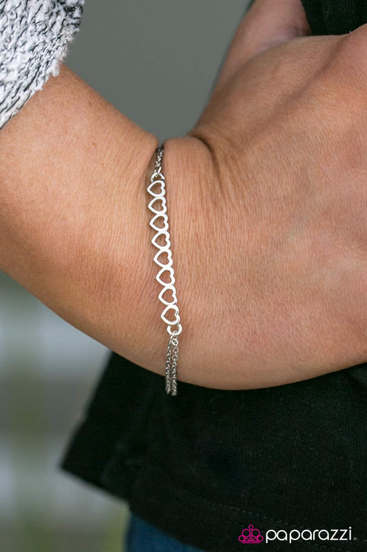 Pulsera Paparazzi ~ Totally Crushing - Plata