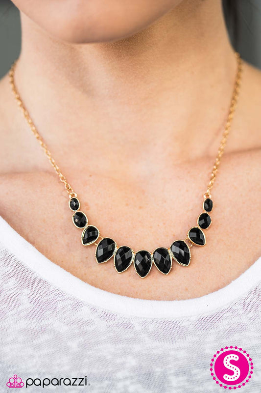 Paparazzi Necklace ~ Harlem Heirloom - Black