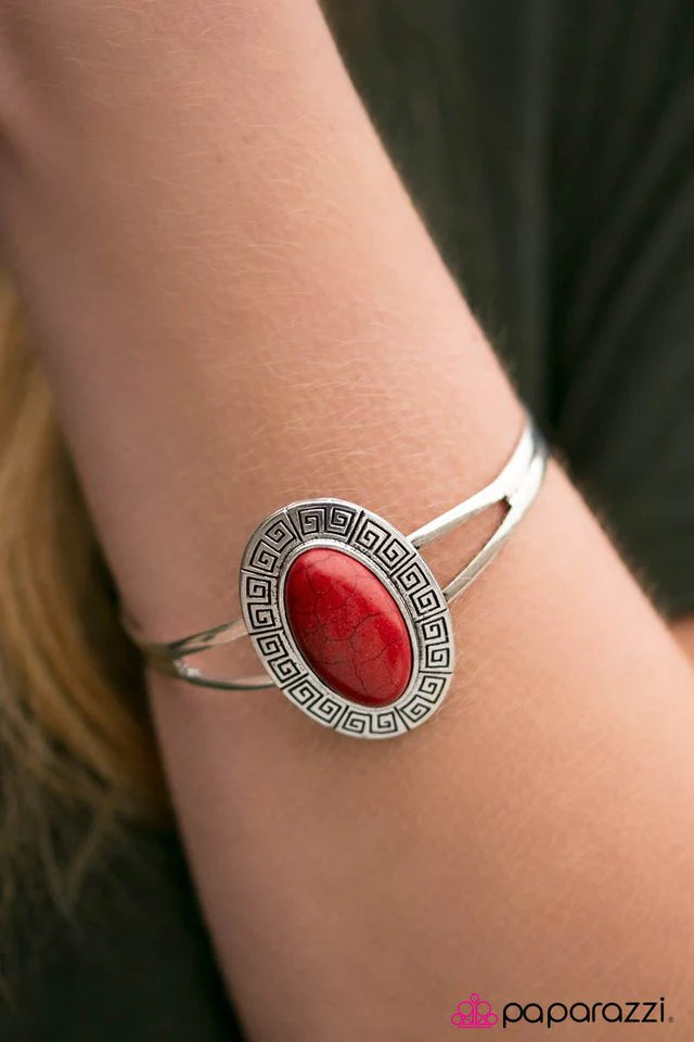 Pulsera Paparazzi ~ Musa Maya - Rojo