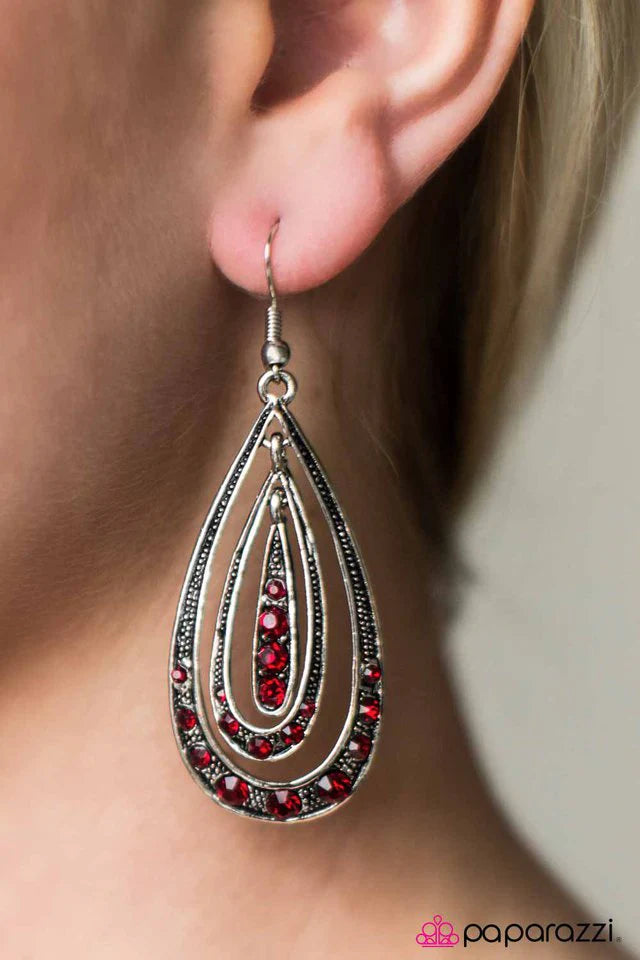 Paparazzi Earring ~ Kiss Me In The Rain - Red