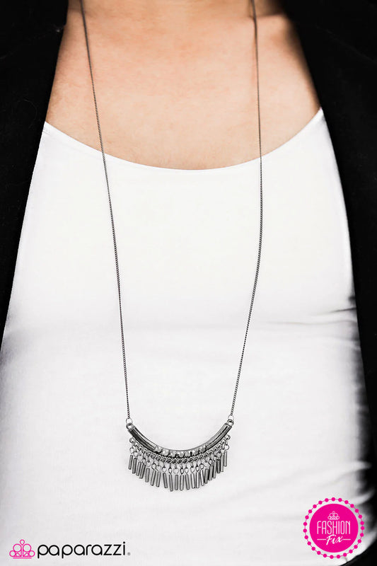 Paparazzi Necklace ~ Calling All Goddesses - Black