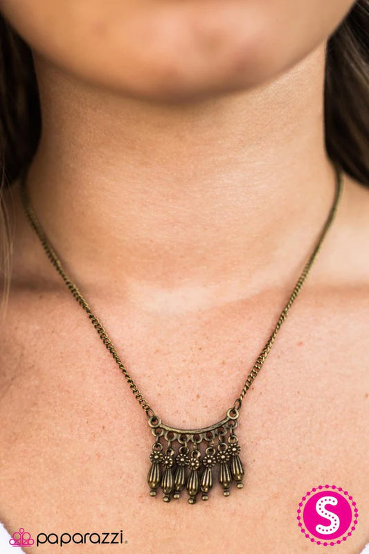 Paparazzi Necklace ~ Little Oasis - Brass