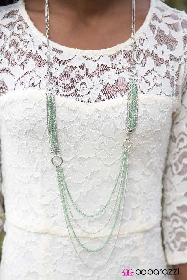 Paparazzi Necklace ~ A Good Man Is HEART To Find - Green