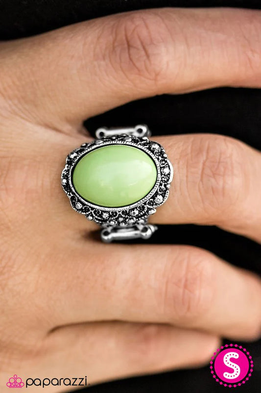 Anillo Paparazzi ~ Sueño de primavera - Verde