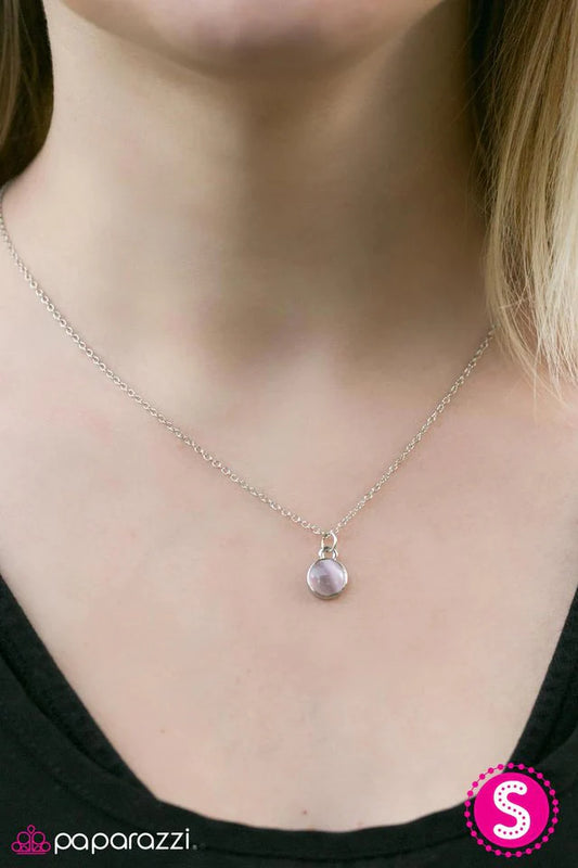 Collar Paparazzi ~ Que haya LUZ DE LUNA - Púrpura
